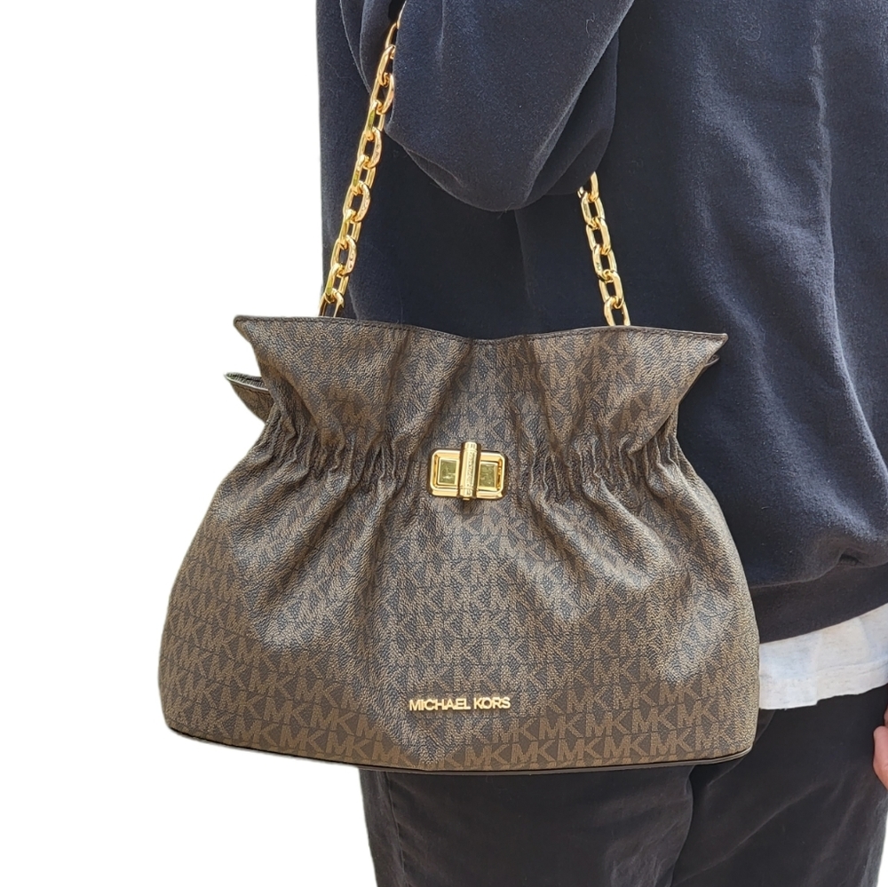 Michael Kors Ruched Logo LG Crossbody - Picture 9 of 10